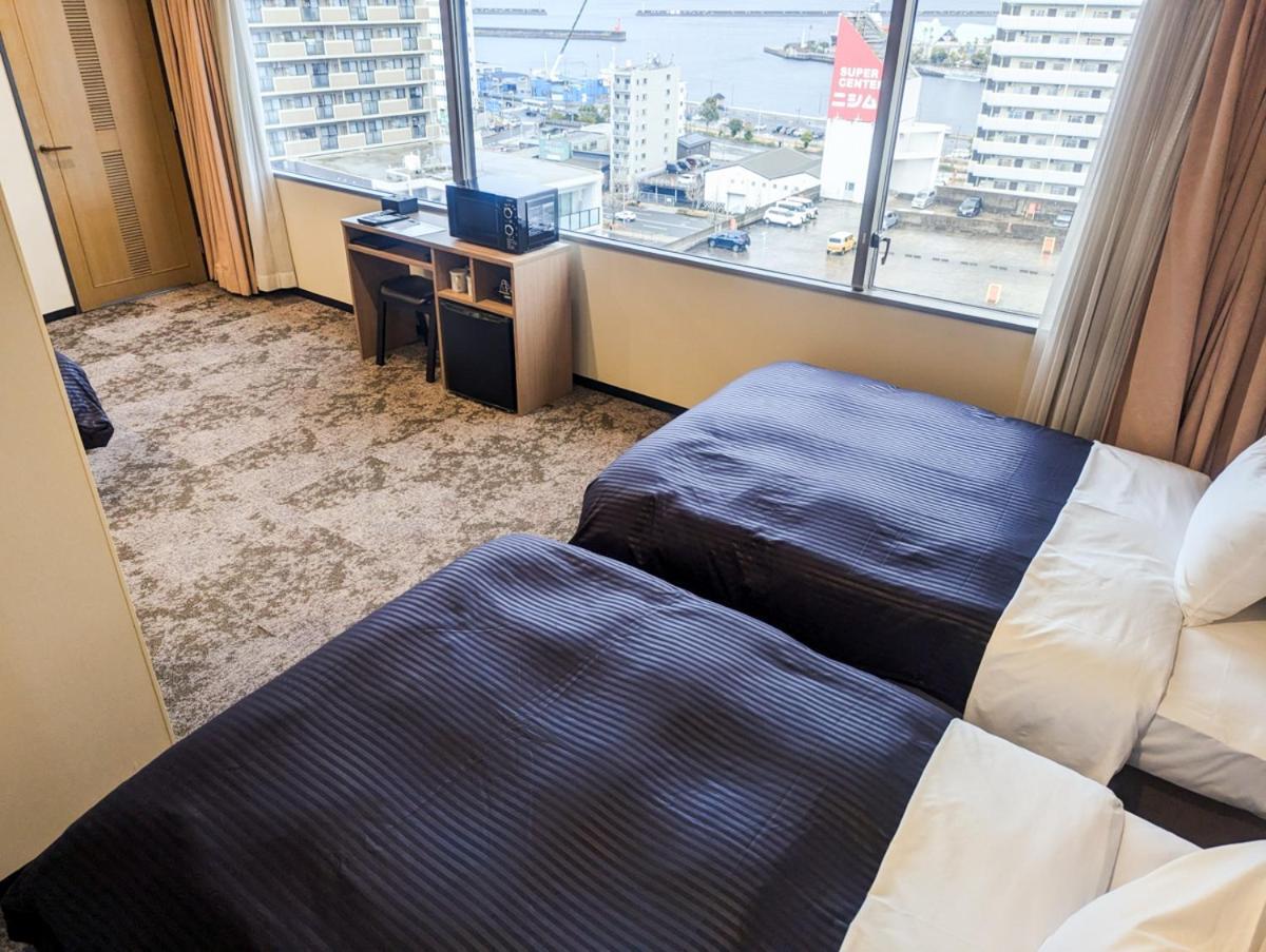 Hotel Livemax Budget Kagoshima Exterior photo